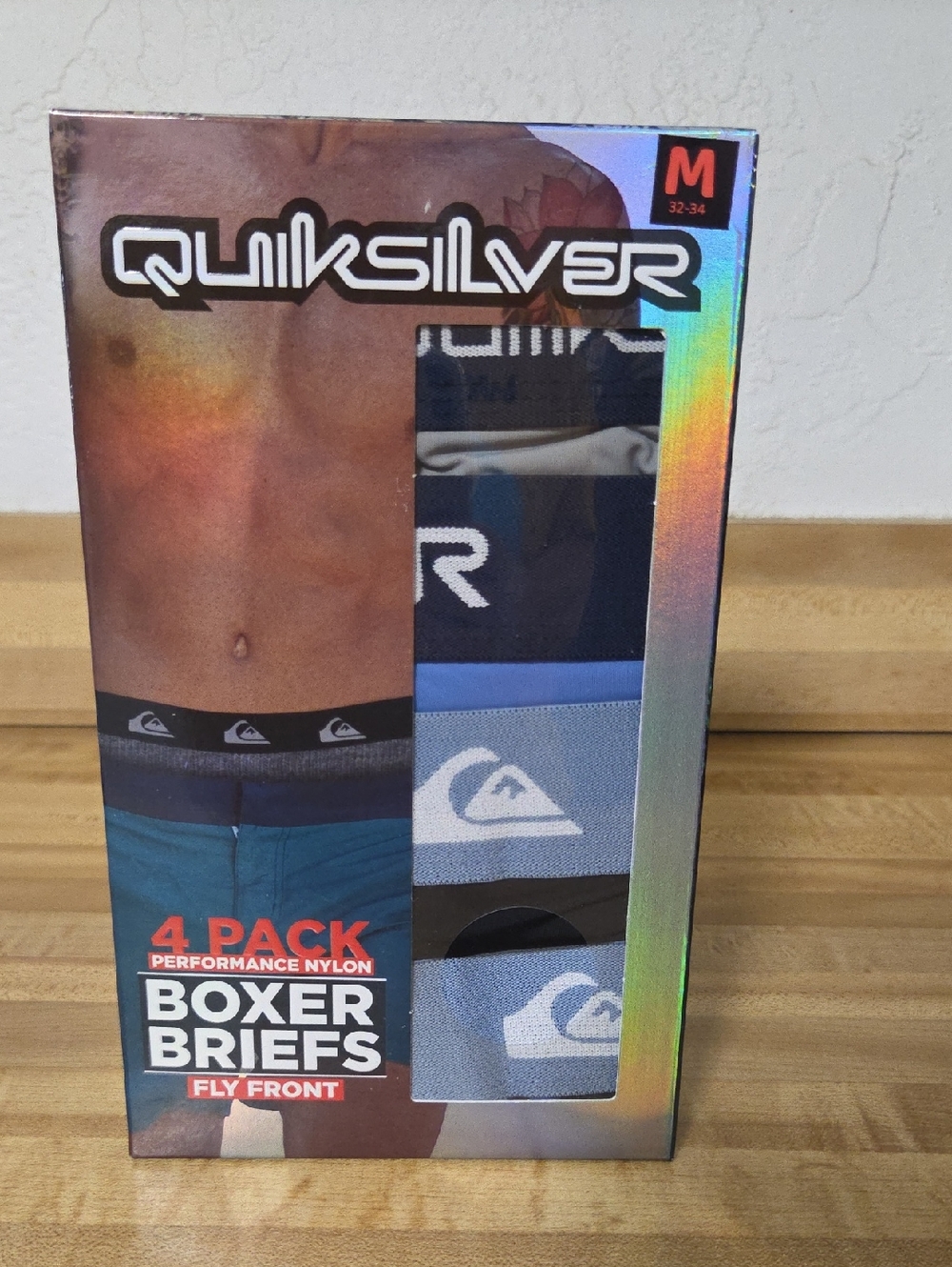 NWT "Quiksilver" 4-Pack Boxer Briefs Mens Size Medium (32-34)